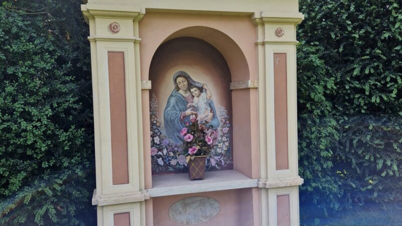 santella dedicata alla Vergine Maria